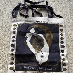 A COURT OF THORNS AND ROSES INSPIRED: CURSEBREAKER TAROT
TOTE BAG